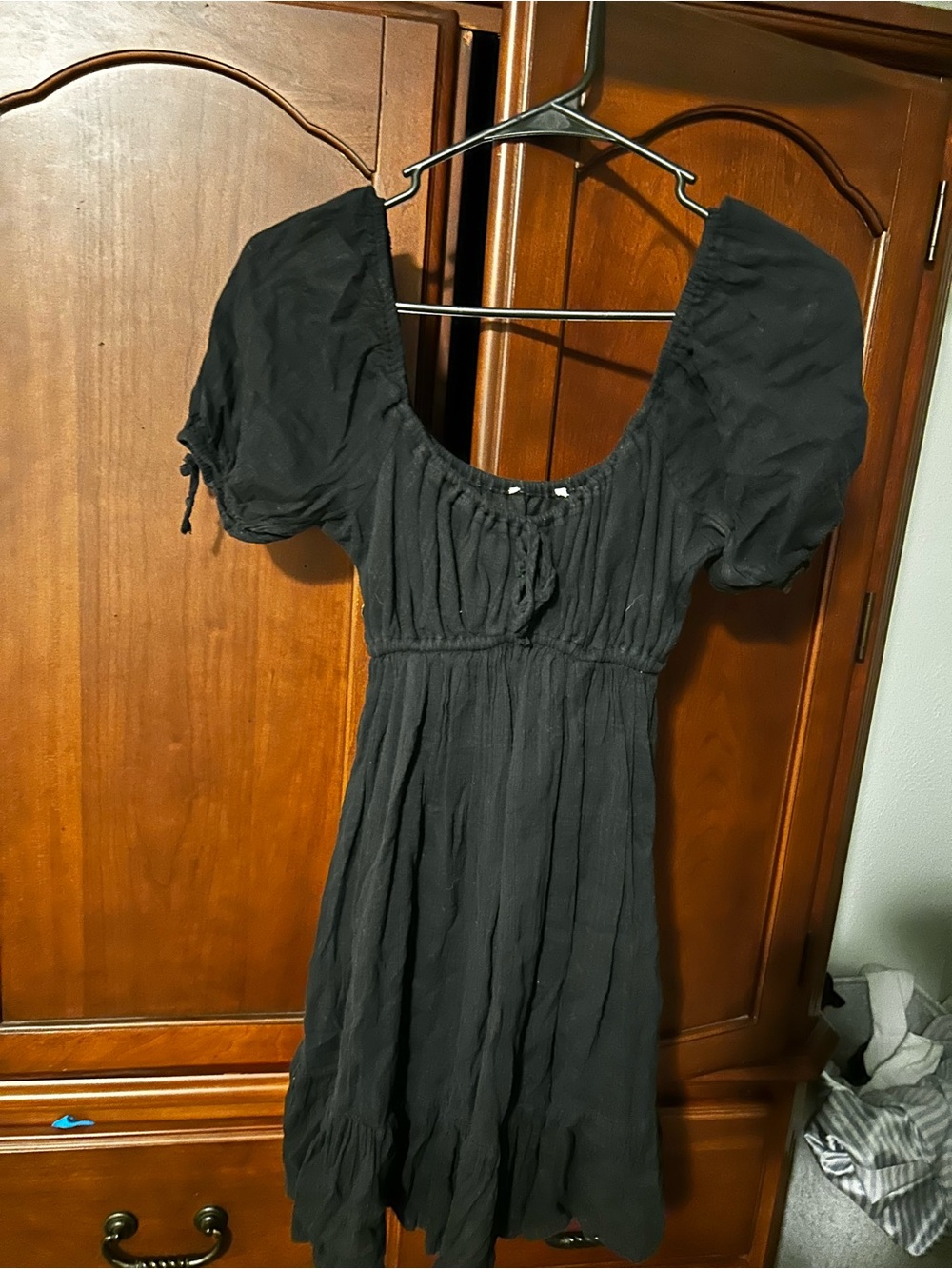 Women’s Black Puff Sleeve peasant/babydoll dress